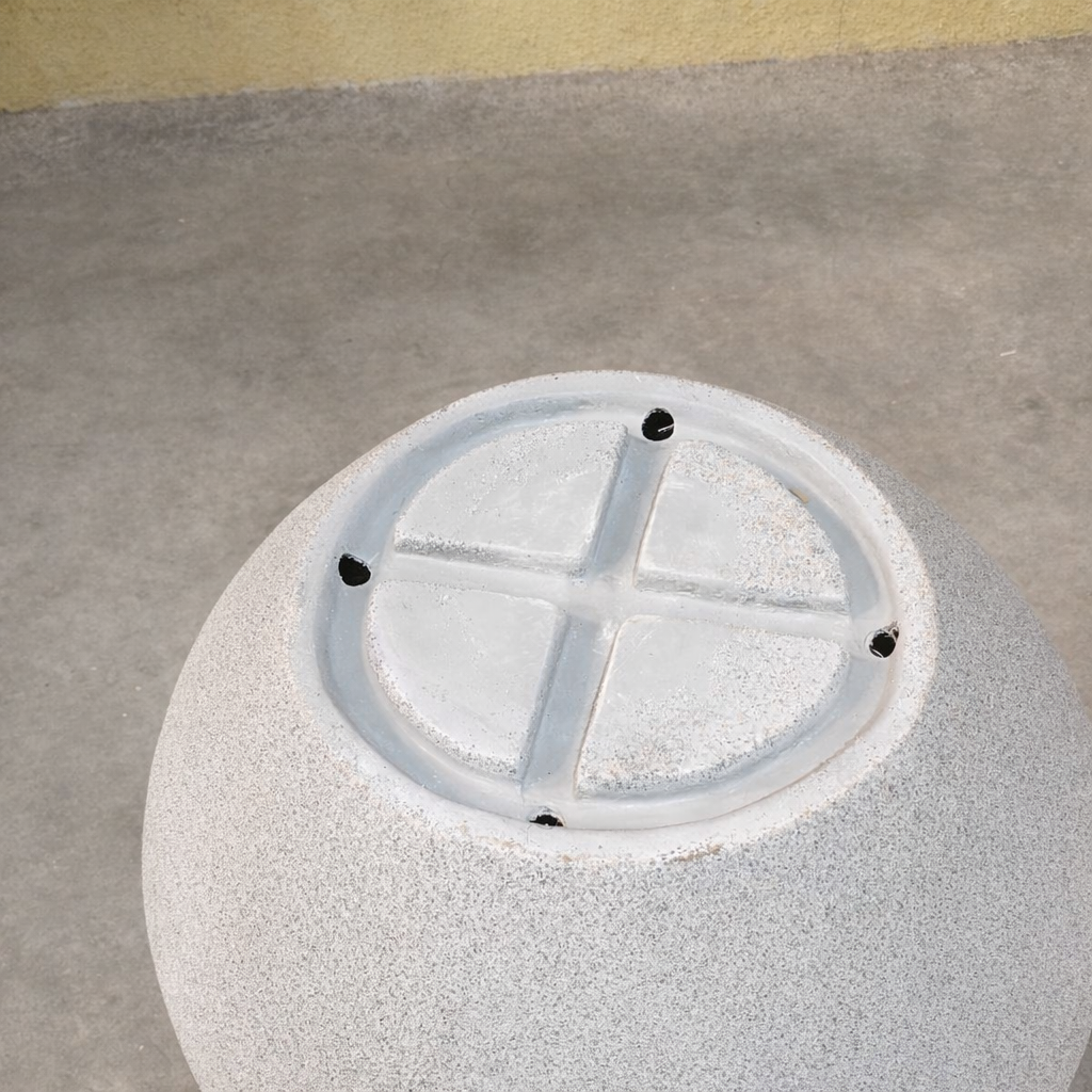 GLOBALBOWL FRP PLANTER LARGE - Image